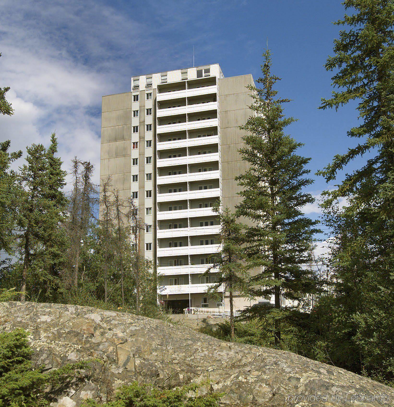 Coast Fraser Tower Yellowknife Exteriér fotografie